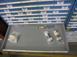 LISTA HEAVY DUTY 9-DRAWER PARTS CABINET W/ CONTENTS (W-50) LOADING & HANDLING FEE $25-